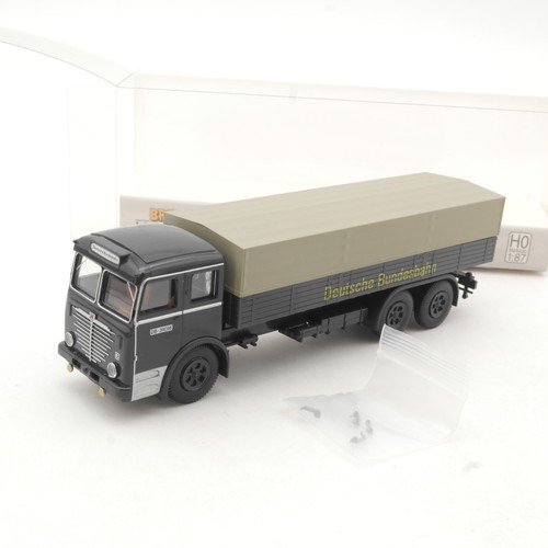 Brekina 74602 büssing - 1:87,