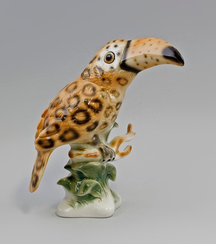 9942709 figur tukan - tukan, im