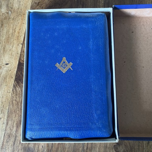 Boxed freemasons presentation - boxed,
