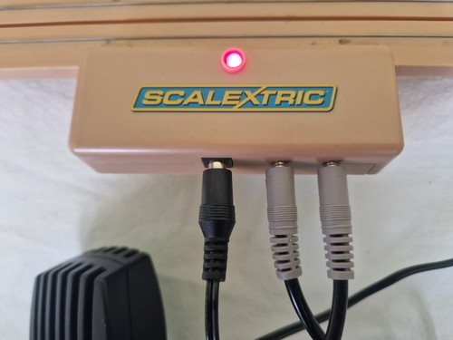 Microscalextric 19v trafo - microscalextric,