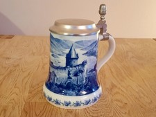 Bierkrug Zinndeckel Blau Weiß