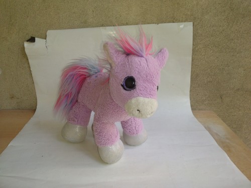 Ylvi the minimoomis pony - the,
