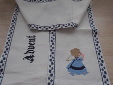 Kreuzstich Schleife Weihnachten- fertig gestickt, noch nicht genäht! Sternenrand