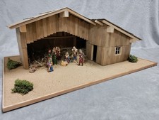 Weihnachtskrippe aus Holz – handgefertigt, XXL ca. 81×61×32 cm – ohne Figuren