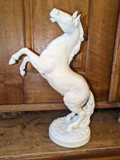 traumhafte Porzellan Figur