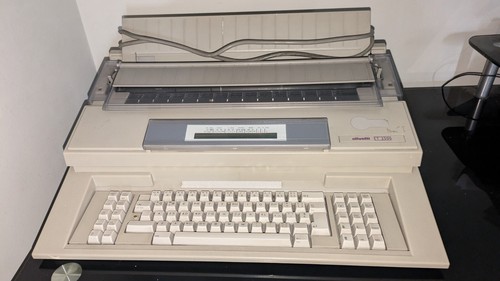Typewriter olivetti 2500 - typewriter,