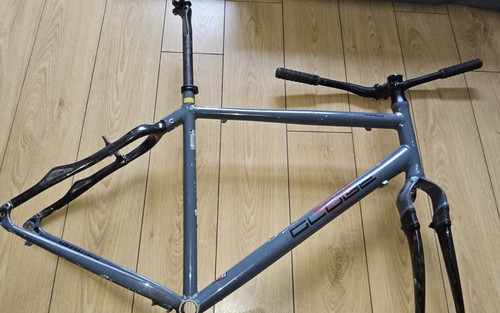 Specialized globe pro - specialized, 700c