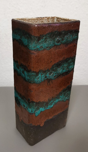 Alte keramikvase mit - alte,