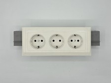 Hager / TEHALIT L6500 Kanalsteckdose 3 x  SchuKo 250V 10/16A