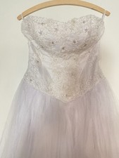 Brautkleid Weis mit Perlen