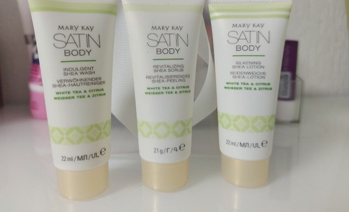 Mary kay satin body silkening - kay,