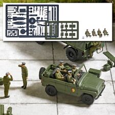 Busch 1937 - 1/87 / H0 4 sitzende NVA Soldaten - Neu