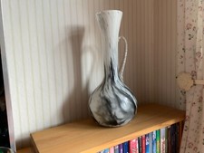 Große Glas Vase mit Henkel, 34 cm hoch schwarz weiß grau gemustert Vintage Retro