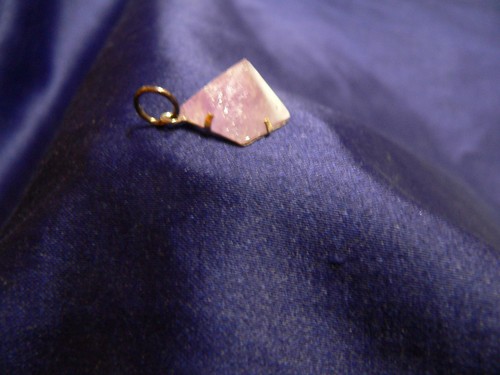 Pyramide amethyst anhänger - pyramide,