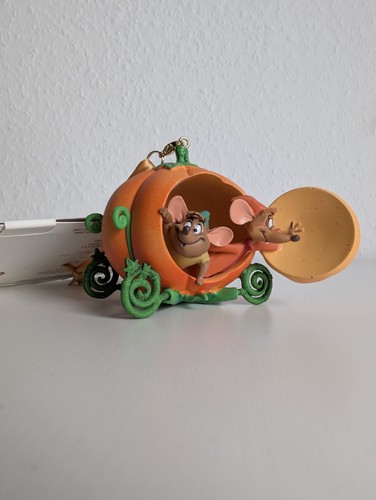 Disney ornament - ✅,