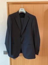 Klassischer Armani Herrenanzug