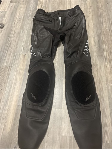 Flm leder motorrad - leder,