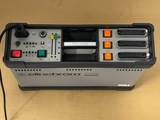 Elinchrom 3000 Classic Studio Blitzgenerator – von Fachwerkstatt überprüft