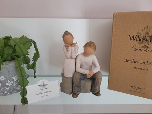 Willow tree figur - brother, and