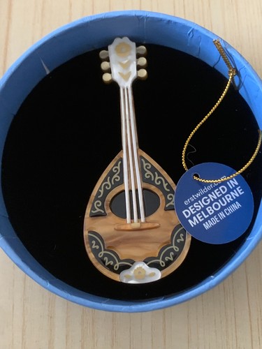 Erstwilder play bouzouki greek - erstwilder,