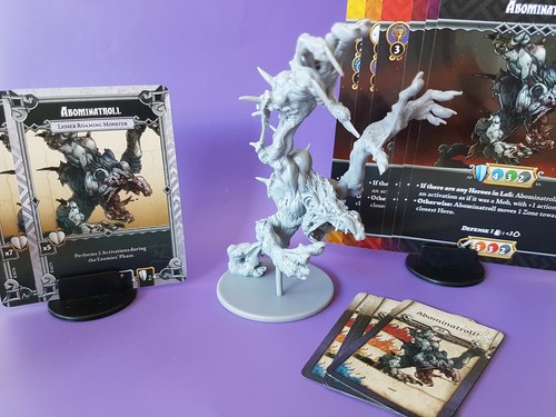 Zombicide massive darkness - /, /