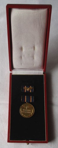 Ddr abzeichen orden verdienter - abzeichen,