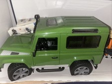 Bruder Land Rover Jeep