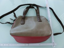 Handtasche aus Leder mit Schulterriemen und Trageriemen in mehrfarbig von Sunny