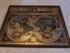 Weltkarte, Metall, Rahmen Holz, Erdoberfläche in zwei Hemisphären