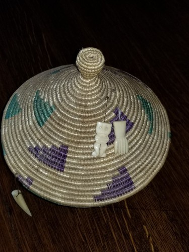 Yupik lidded basket