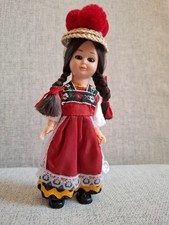 KLEINE PUPPE TRACHTENPUPPE