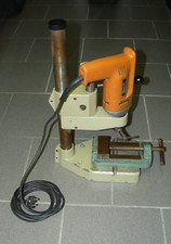 DDR   Bohrmaschinenständer ZBS 202  mit Schraubstock und Bohrmaschine HB 10-1 E