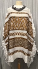 Studio Untold Strickponcho