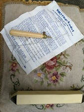 Original Feinsmyrna-Stechnadel fürs Knuepfen, Smyrna-Art Einfädelhilfe, Stramin 