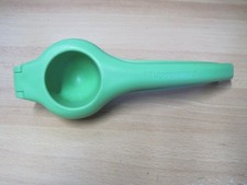 Tupperware     ZEST`N PRESS,   Zitronen oder Limettenpresse,  sehr stabil