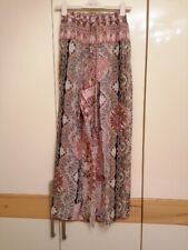 MARYAN MEHLHORN Strand Hose