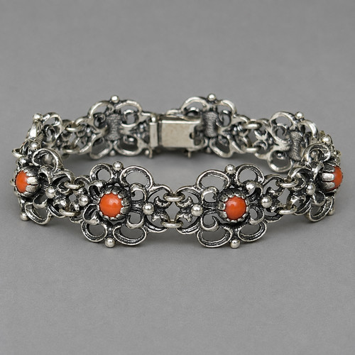 Armband mit koralle aus - mit,