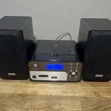 Grundig GUAMCIP Micro System CD Player FM Radio iPod Dockingstation