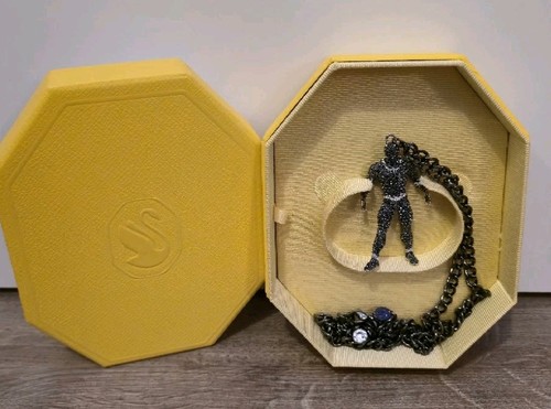 Swarovski disney marvel - disney,
