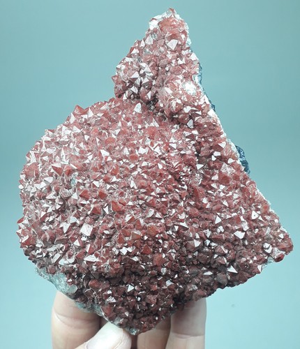Eisenkiesel auf fluorit - auf,