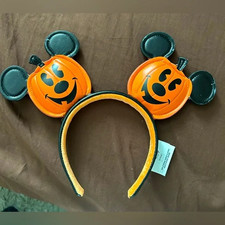 Disney parks halloween - disney,