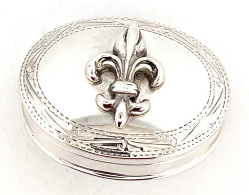 Fleur lys auf ovaler - fleur,