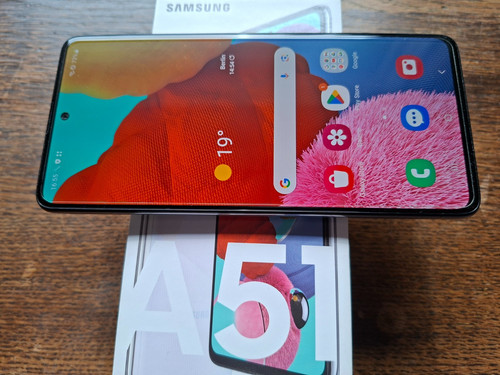 Samsung galaxy - ⚅,