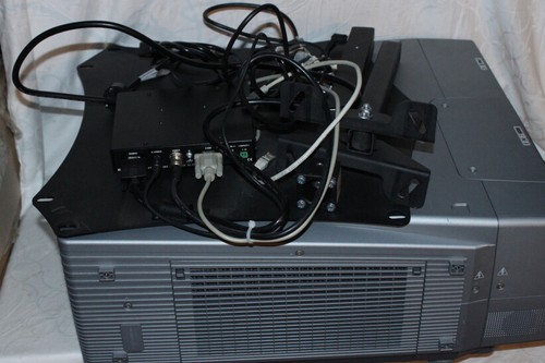Sanyo plc xf60a - *sanyo, plc-xf60a*event-beamer