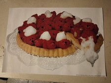 Poster FineART Kunstdruck "Erdbeertorte" aus Teddys Teddykunst Fotokunst 48x33cm