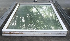 1 Kunststofffenster (von 2) weiß 2-fach Isolierglas fest verglast 226x152x7 cm