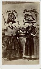 CDV um 1870 KINN Frauen in