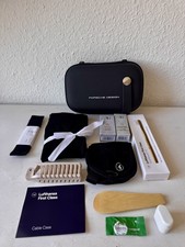 Lufthansa First Class Amenity Kit Kulturbeutel Cable Case Porsche Design NEU