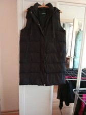 Lange Wintersteppweste Damen,Schwarz mit Kaputze