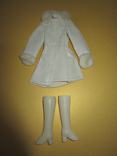 1241 vintage barbie - vintage,
